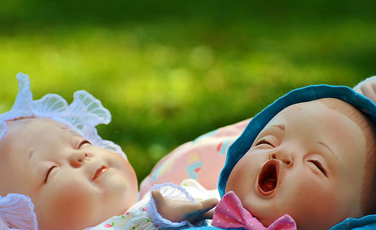 詩(shī)詞中簡(jiǎn)單的女孩名字三個(gè)字：取名思路和技巧