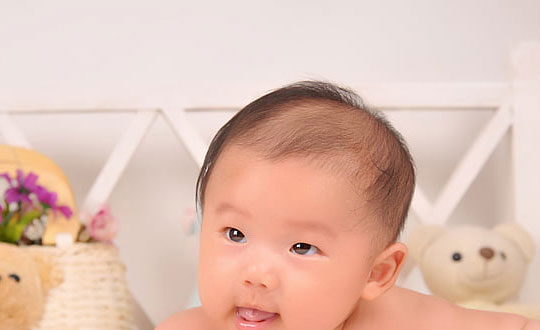 小寶寶起名優(yōu)美可愛的女孩名字:?jiǎn)巫钟泻x