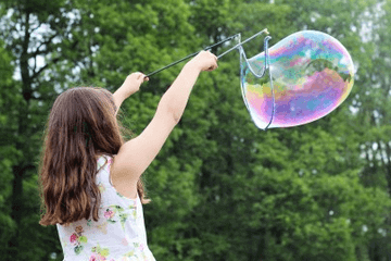 大型“精分”現場，一人分飾16角，成果名字打分，解析