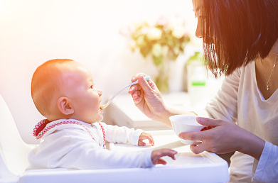 薛姓男孩取名，姓薛的男寶寶名字大全