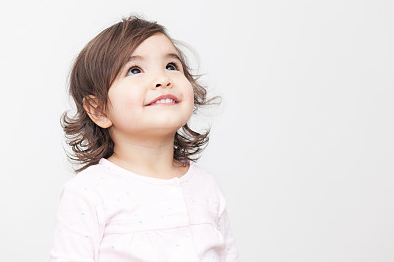 很火的羅氏女寶寶起名,女孩子姓羅取什么名字好?