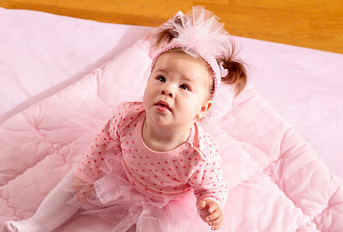 很火的羅氏女寶寶起名,女孩子姓羅取什么名字好?