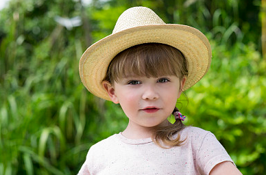 簡(jiǎn)單大方優(yōu)雅文靜,文藝清秀的女孩名字