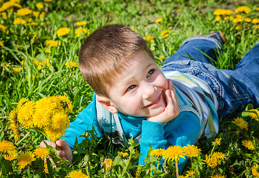 姓蔣清冷儒雅的男生名字，很好聽的蔣姓男孩名字欣賞
