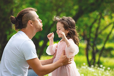 女孩起名丨端莊大方的女孩名,陽光不綠茶,走到哪都被寵愛