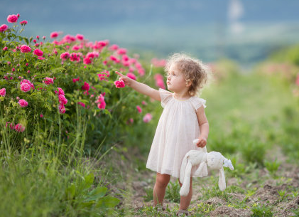 帶三點水的女孩名字,女孩名字三點水洋氣有內涵的名字