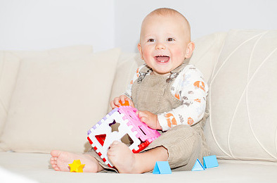 一聽就是惹不起的男孩名字，霸氣有出息的男寶寶名字