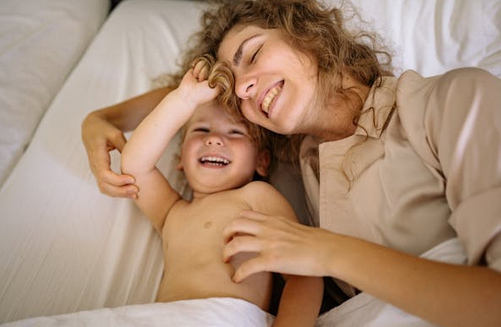 姓丁有涵養的女孩名字，個個好聽富有詩意