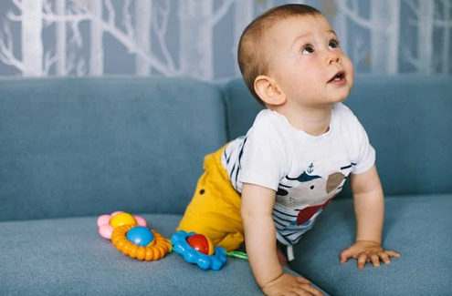 蛇年霸氣一點(diǎn)的男寶寶名字