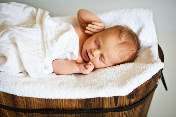 姓衛男孩子儒雅詩意名，儒雅脫俗，彰顯內在氣質