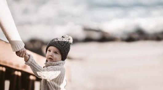 周姓女寶寶名字2025 周姓女寶寶名字簡單大氣