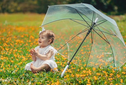 鄭姓女孩名字優(yōu)雅大氣兩個(gè)字