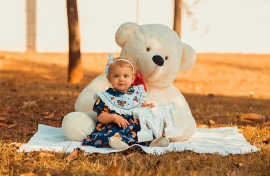 萱字一般人壓不住嗎 萱字搭配什么字富有詩意的?